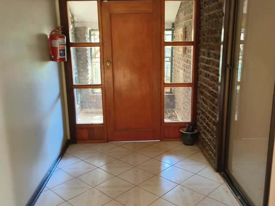 23 Bedroom Property for Sale in Kannoniers Park North West